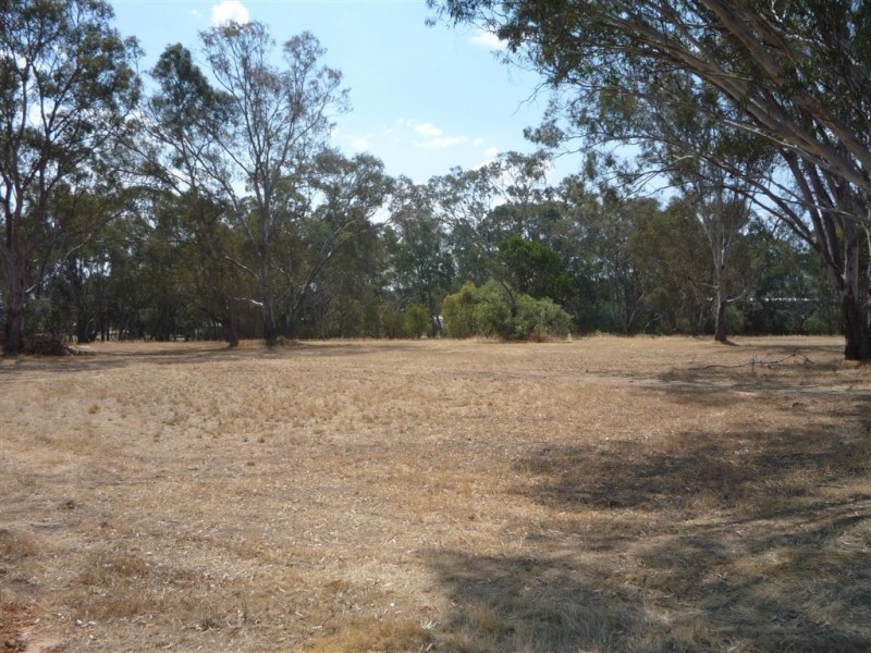 12 PHILLIPS COURT, St Arnaud VIC 3478