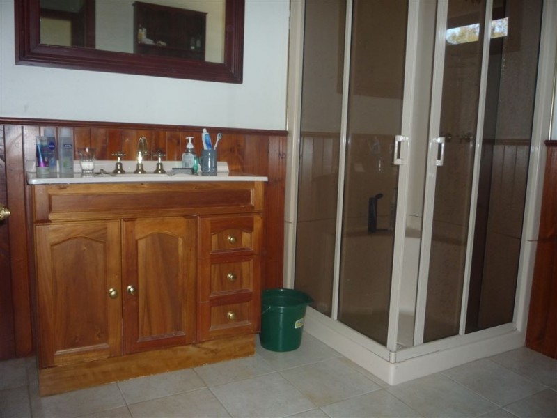 33 Dunlop Road, St Arnaud VIC 3478