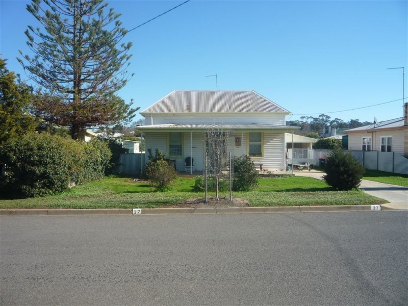 27 Butcher St, St Arnaud VIC 3478