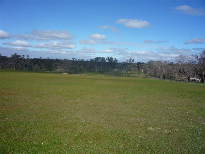 1293 DUNOLLY ROAD, Emu VIC 3475