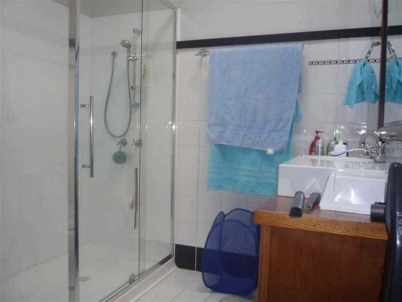 8 Nelson Parade, St Arnaud VIC 3478