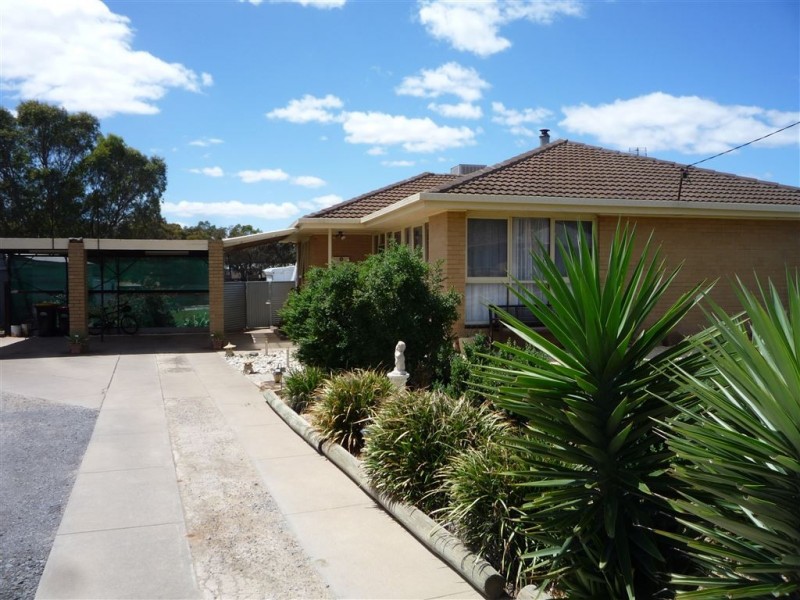 11 MELBOURNE ROAD, St Arnaud VIC 3478