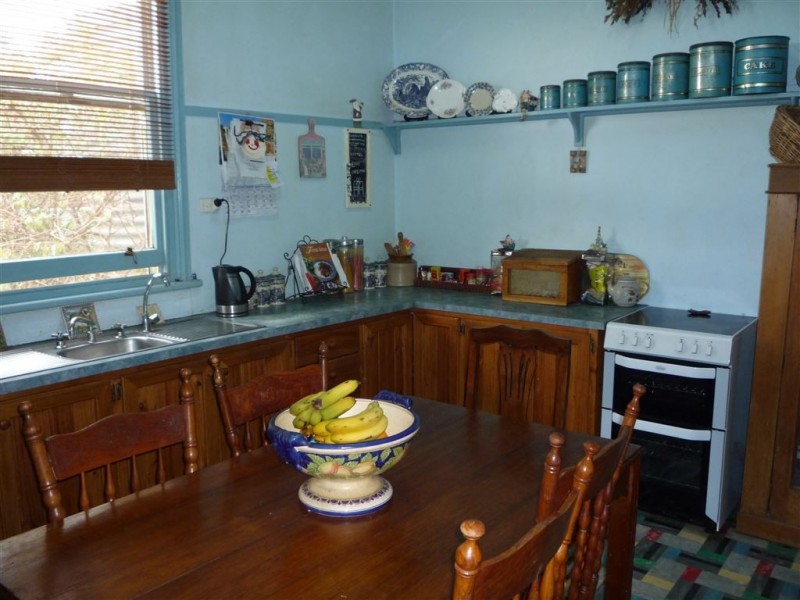 21 Queens Avenue, St Arnaud VIC 3478