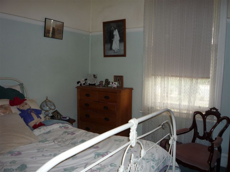 21 Queens Avenue, St Arnaud VIC 3478