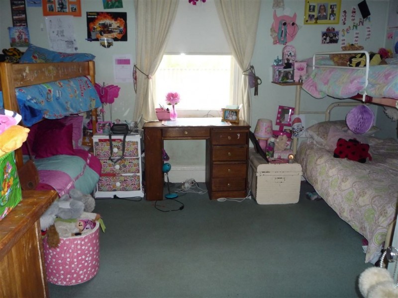 21 Queens Avenue, St Arnaud VIC 3478