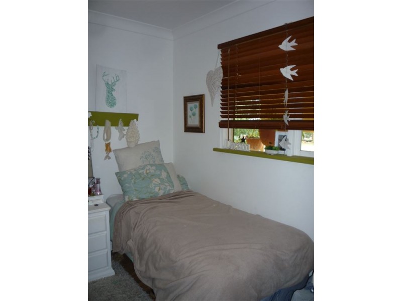 21 Queens Avenue, St Arnaud VIC 3478