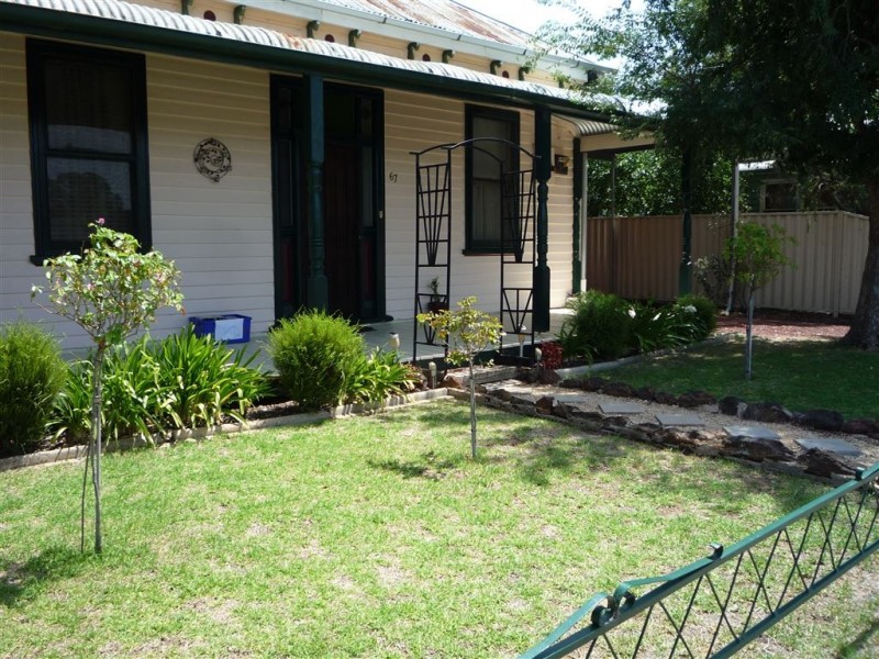 67 McMahon Street, St Arnaud VIC 3478