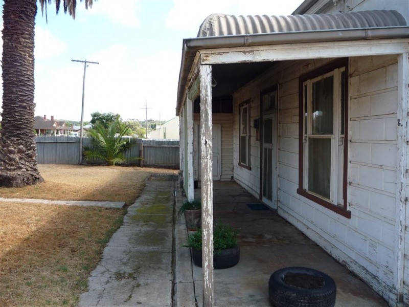 40 Queens Avenue, St Arnaud VIC 3478