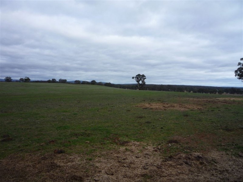 - -, Carapooee VIC 3477