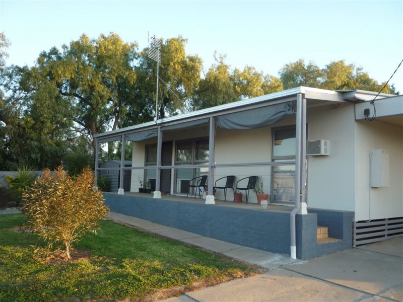 1 QUEEN STREET, St Arnaud VIC 3478