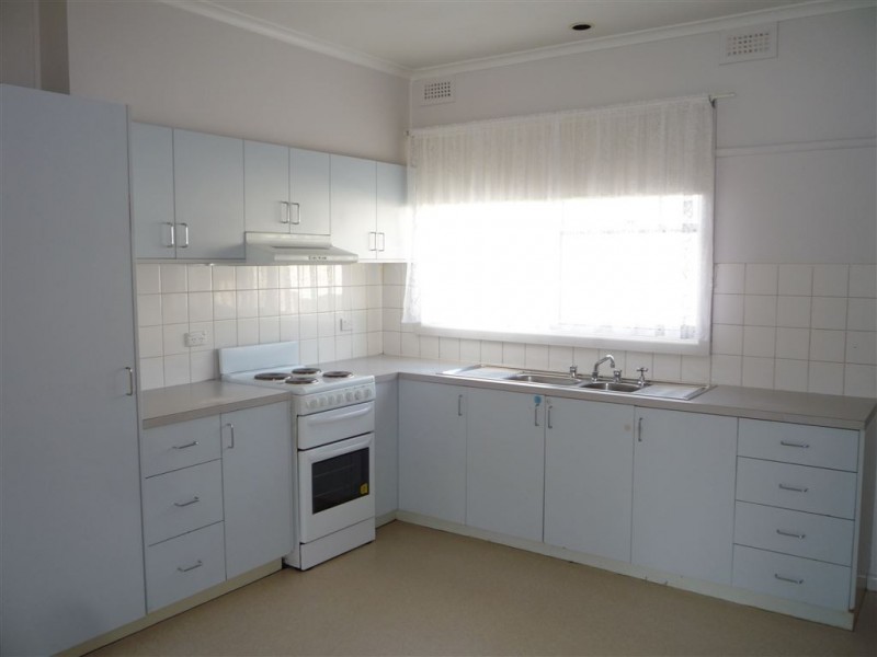 19 GEORGE ST, St Arnaud VIC 3478