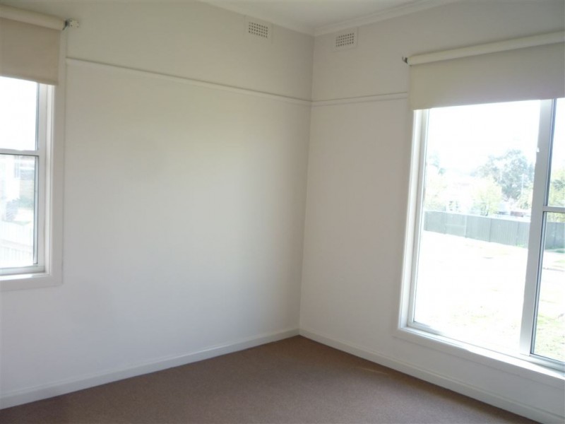 19 GEORGE ST, St Arnaud VIC 3478