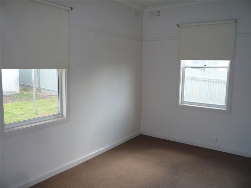 19 GEORGE ST, St Arnaud VIC 3478