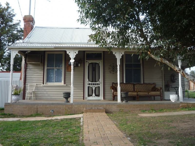 31 Alma Street, St Arnaud VIC 3478