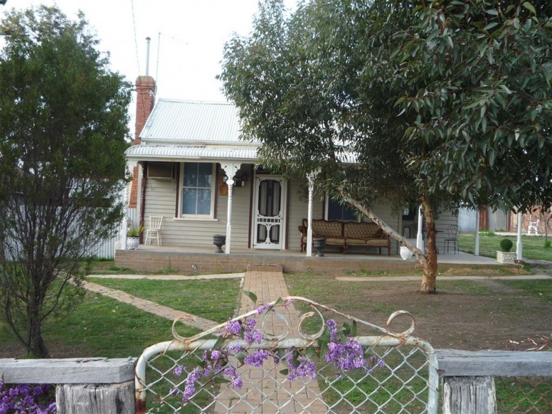 31 Alma Street, St Arnaud VIC 3478