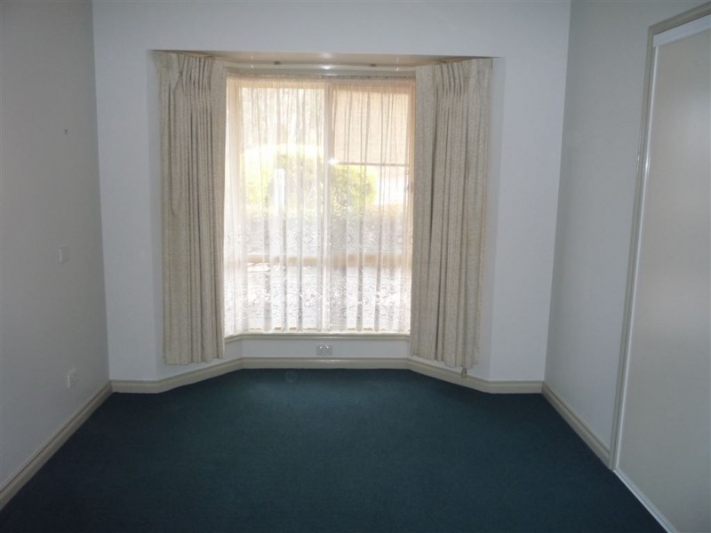 10 LONG ST, St Arnaud VIC 3478