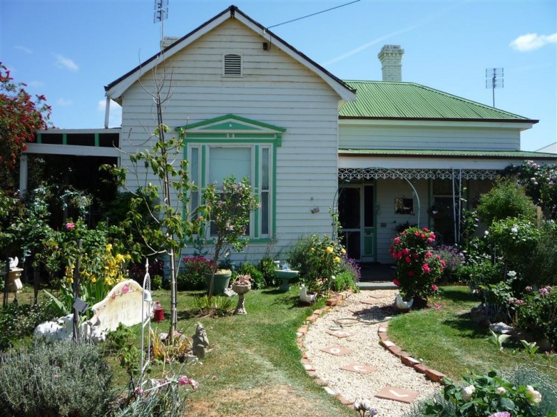 58 Alma st, St Arnaud VIC 3478