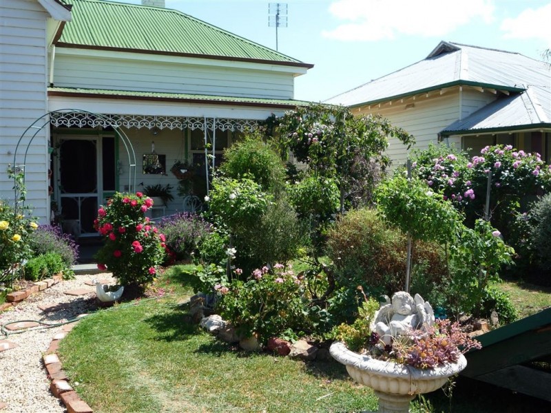 58 Alma st, St Arnaud VIC 3478