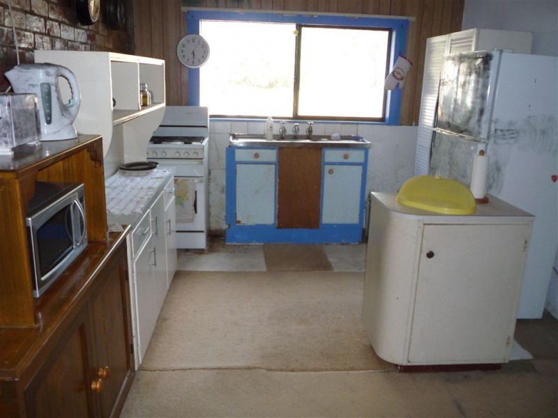 17 Salisbury Road, St Arnaud VIC 3478