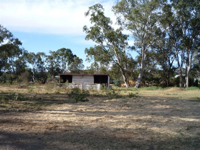 17 Salisbury Road, St Arnaud VIC 3478