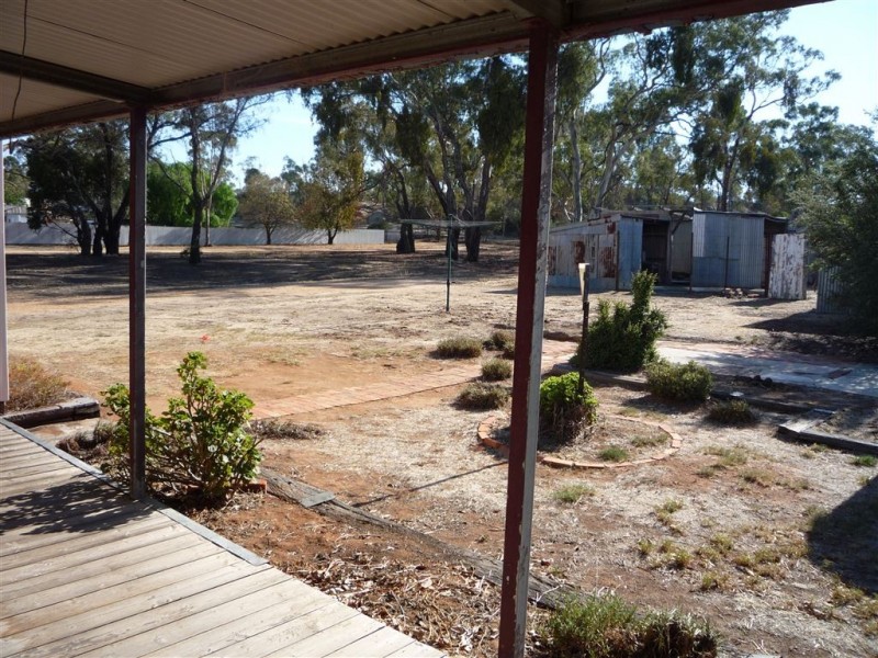 8 Grant Street, St Arnaud VIC 3478