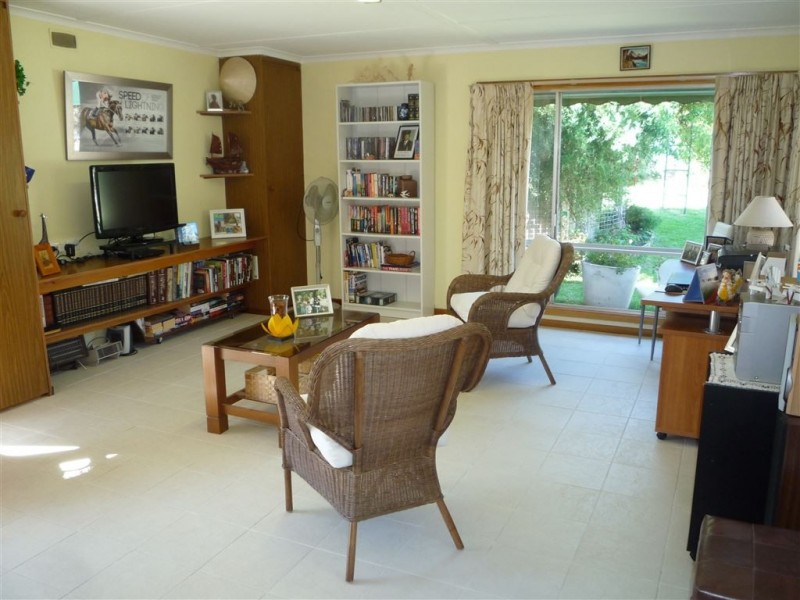 10 Clyde Street, St Arnaud VIC 3478