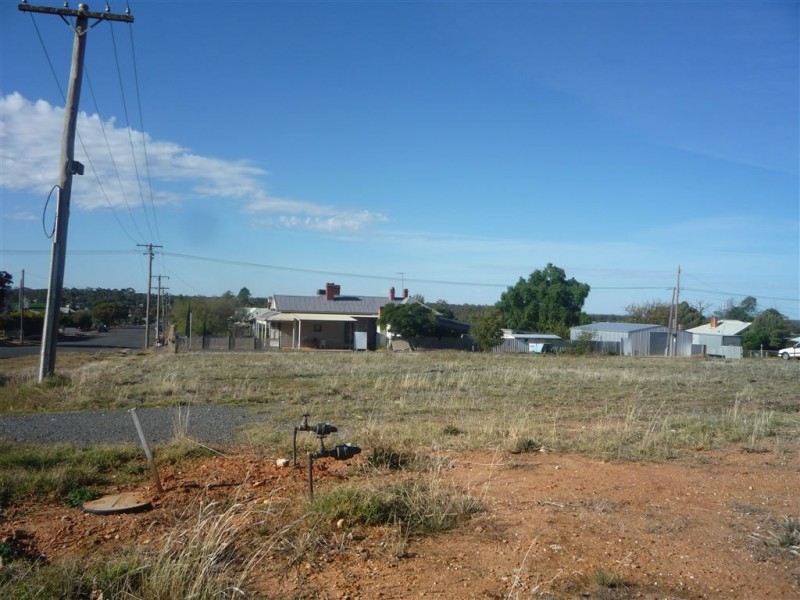 19 & 21 Beaconsfield Street, St Arnaud VIC 3478