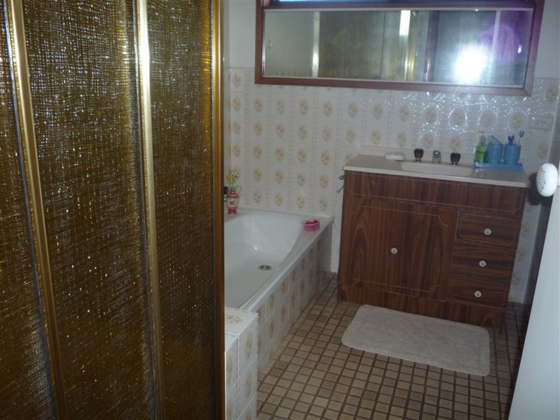 1/6 Alma Street, St Arnaud VIC 3478