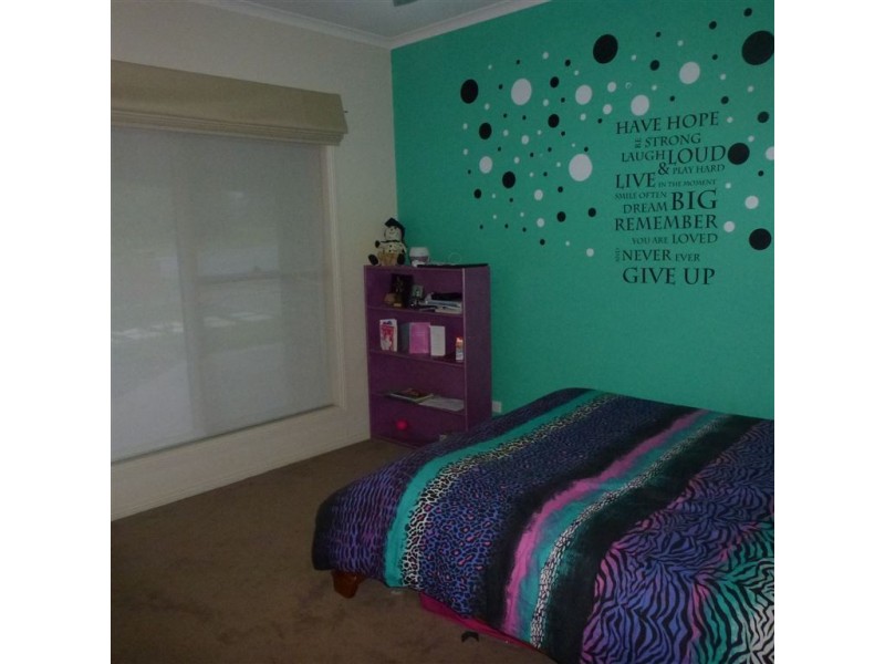 36 Millett Street, St Arnaud VIC 3478