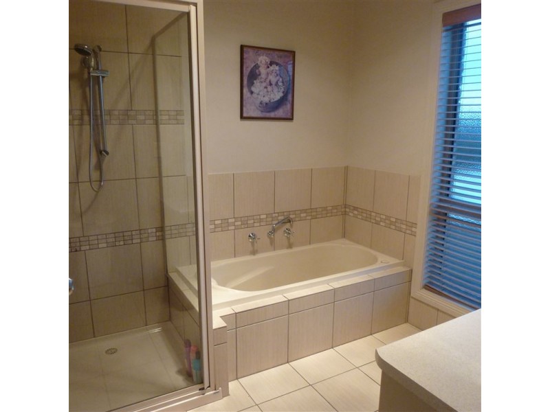 36 Millett Street, St Arnaud VIC 3478