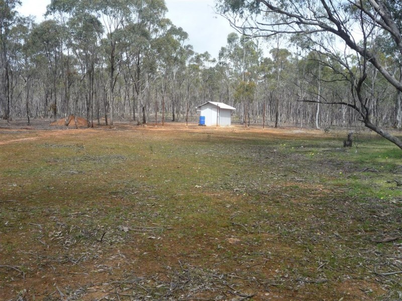 - Stanley Road, St Arnaud VIC 3478