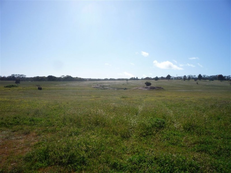 - Barklem Road, St Arnaud VIC 3478