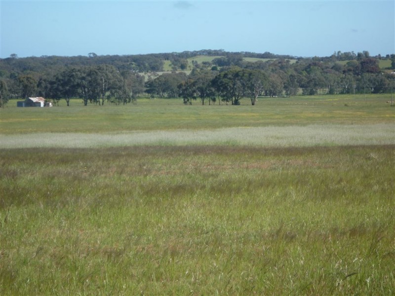 - Barklem Road, St Arnaud VIC 3478