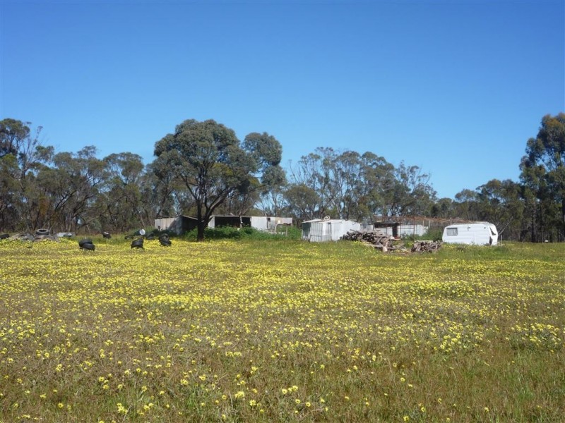 - Barklem Road, St Arnaud VIC 3478