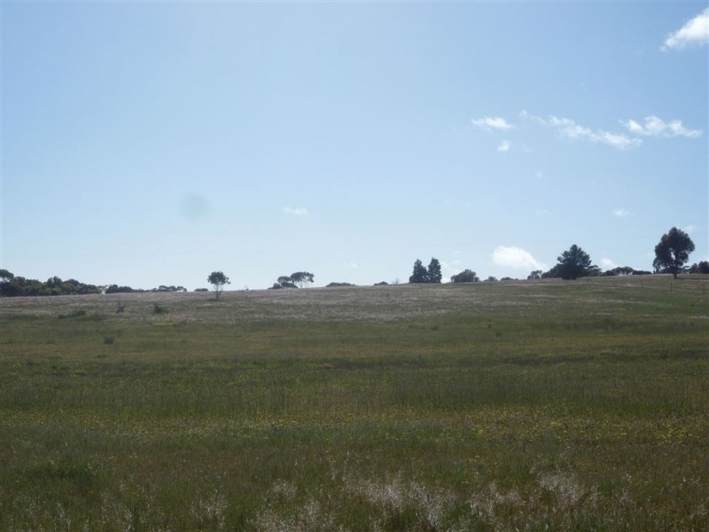 - Barklem Road, St Arnaud VIC 3478