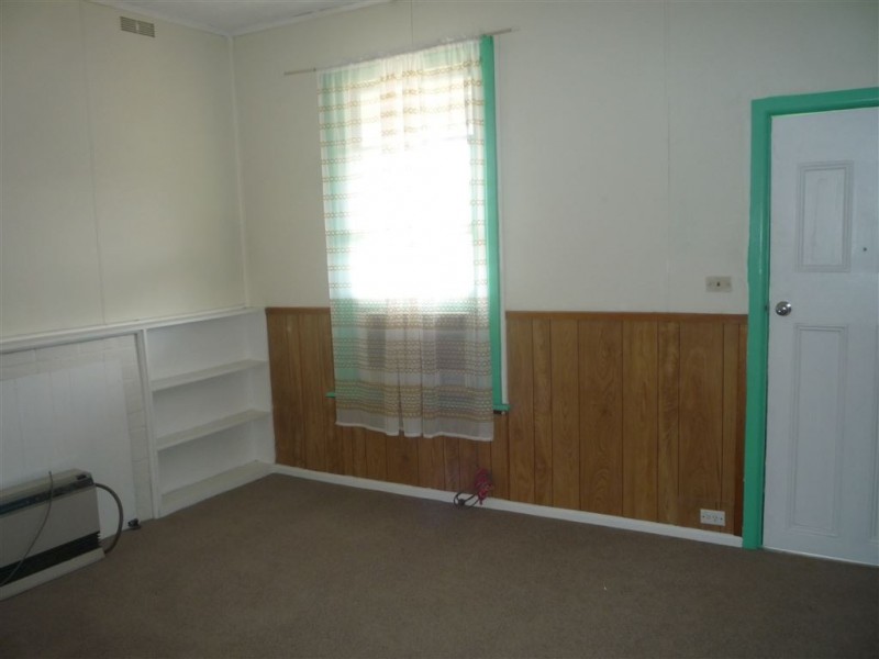 18 Clyde Street, St Arnaud VIC 3478