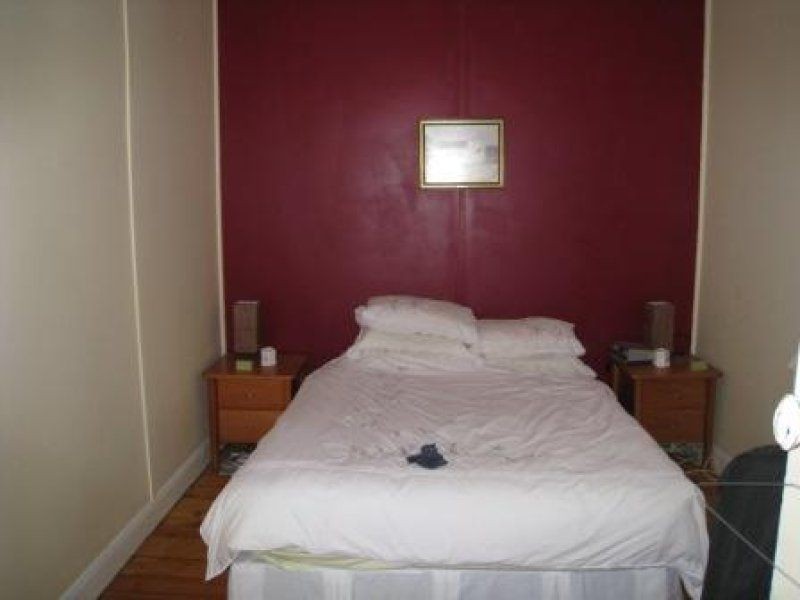 9 Kings Avenue, St Arnaud VIC 3478