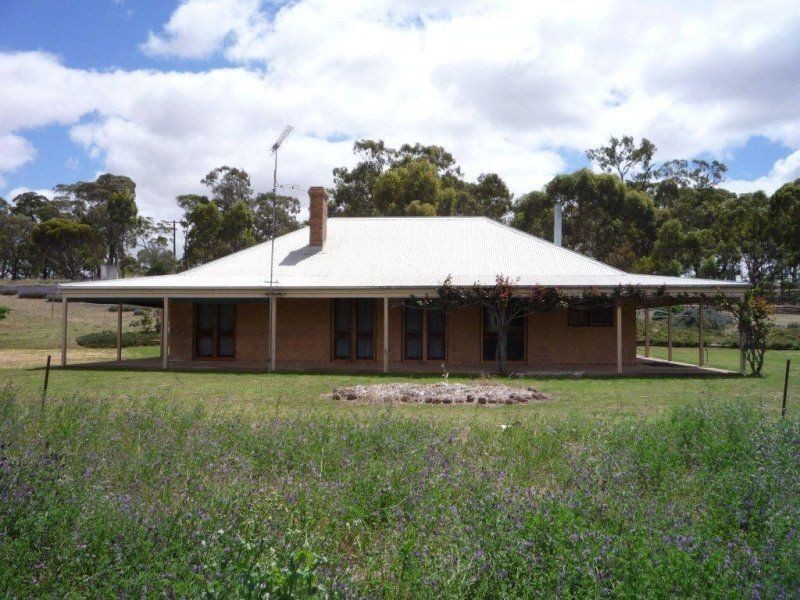 1099 Gowar Logan Road, Gowar East VIC 3478