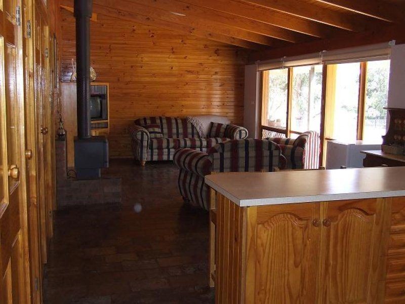 248 Pine Hill, Narrandera NSW 2700