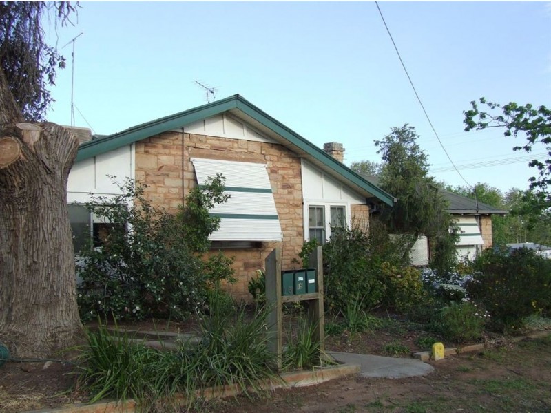 15 Jonsen, Narrandera NSW 2700