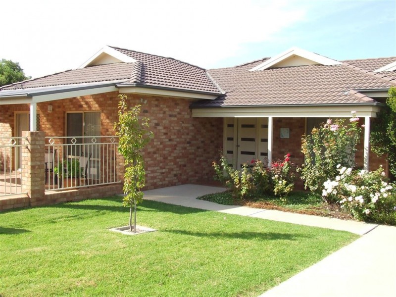 2/14 Elwin Street, Narrandera NSW 2700