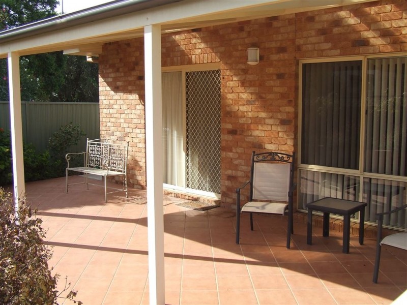 2/14 Elwin Street, Narrandera NSW 2700