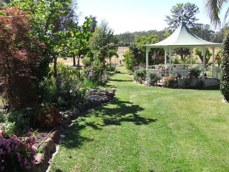 - Parkwood and Brimbla, Narrandera NSW 2700