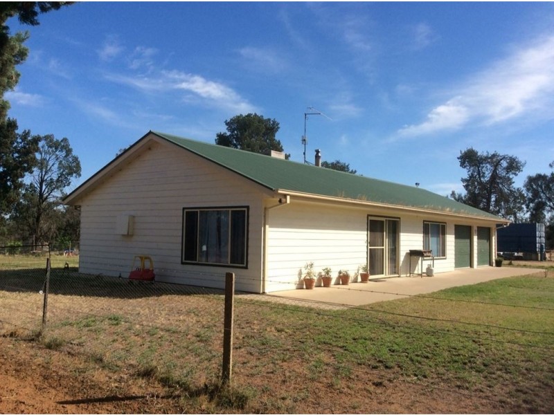 - Parkwood and Brimbla, Narrandera NSW 2700