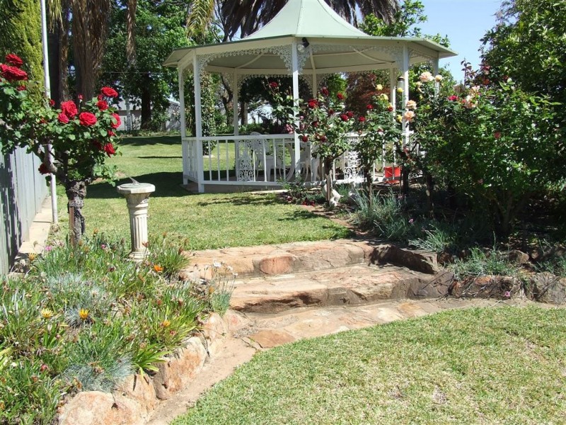 - Parkwood and Brimbla, Narrandera NSW 2700