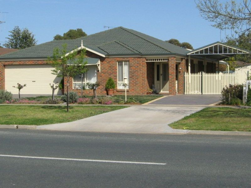 168 Boundary St, Kerang VIC 3579