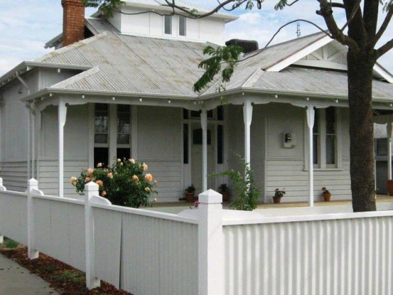 2 MUIR AVE, Kerang VIC 3579