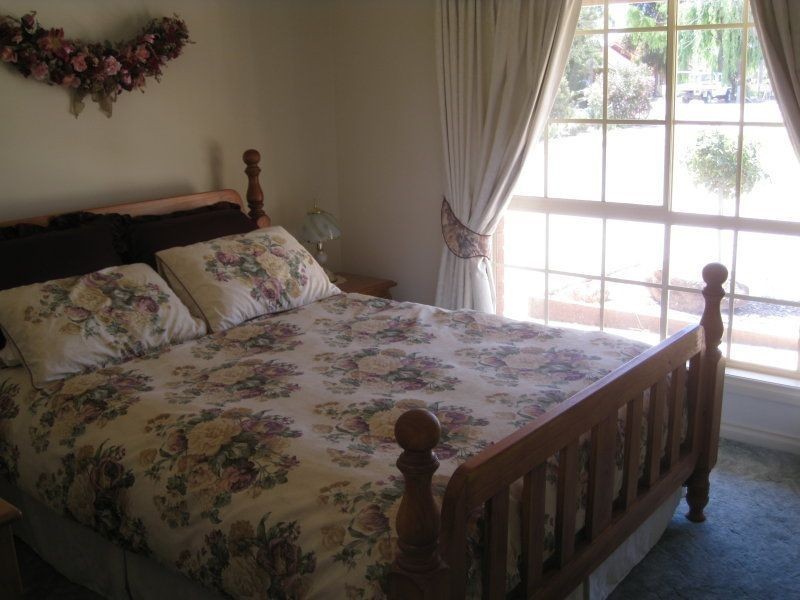 32 Airport Road, Kerang VIC 3579