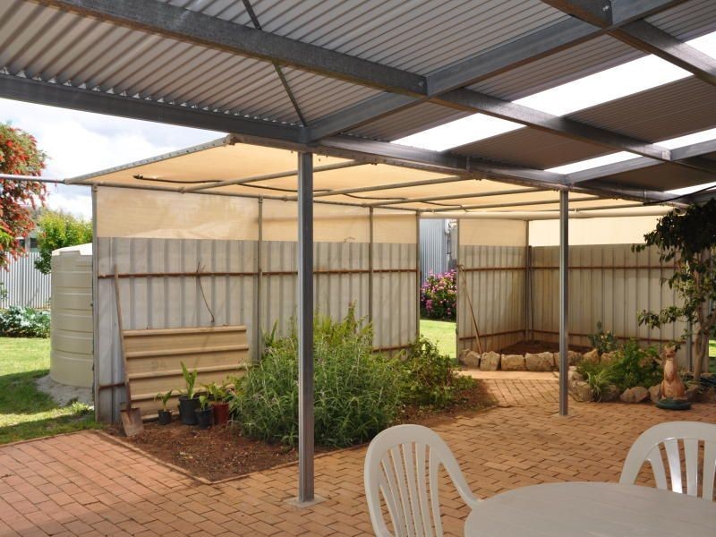 4 Vaughan St, Kerang VIC 3579