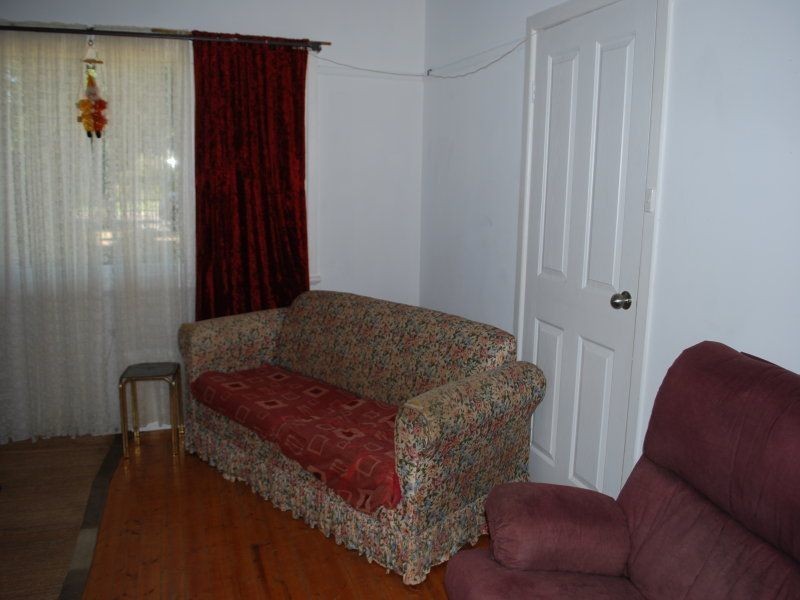 13 Burke, Kerang VIC 3579